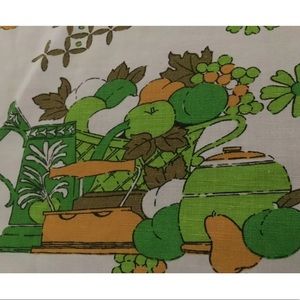 Vintage White Green 60's Kitchen TABLECLOTH